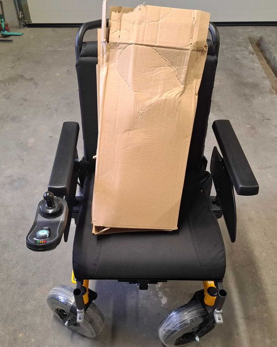 Wózek inwalidzki elektryczny TURIOS.