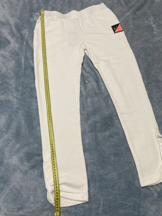 Білі спортивні штани Armani Exchange (оригінал)
