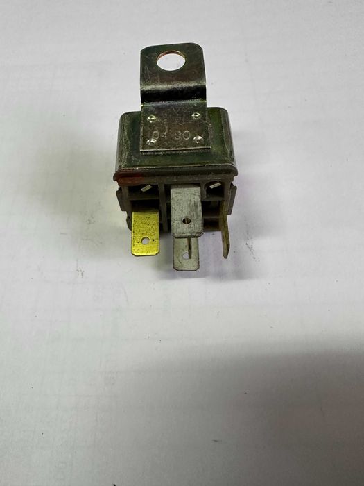 Реле света 24 Вт Новое СССР П.3747010  КамАЗ Зил