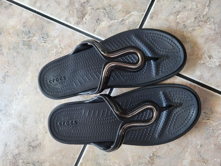 Klapki crocs dual comfort W8 wkł.25.5-26cm
