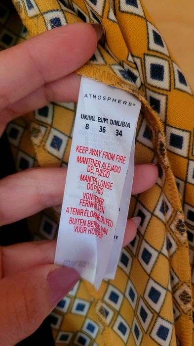 Żółta marynarka w romby