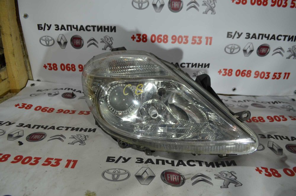 Фара ліва права Citroen C8 Xenon