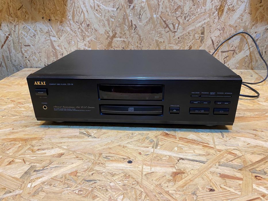 Akai cd odtwarzacz CD 19