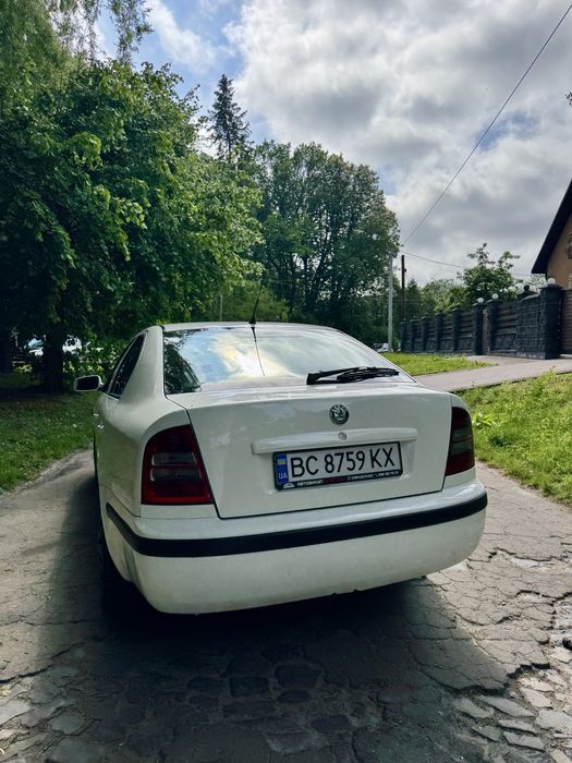 Продам шкоду актавія тур 2010р