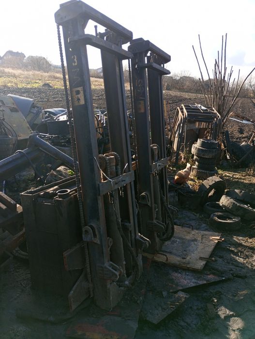 Підйомник стріла мачта