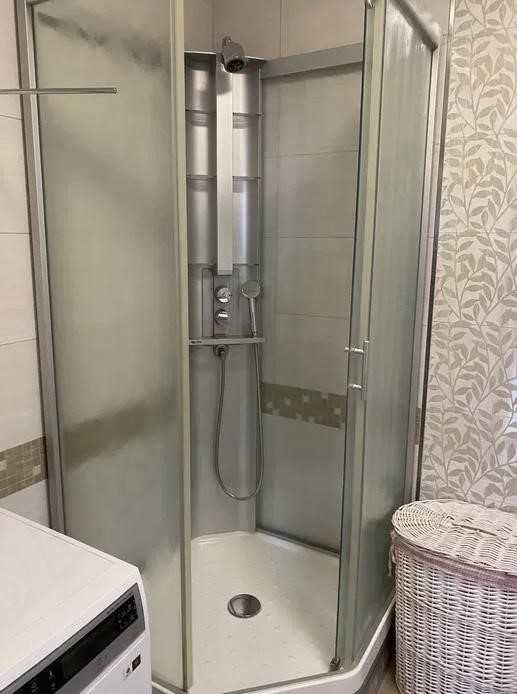 Новий хостел Київ Метро Золоті ворота Не дорого! Звоніть!