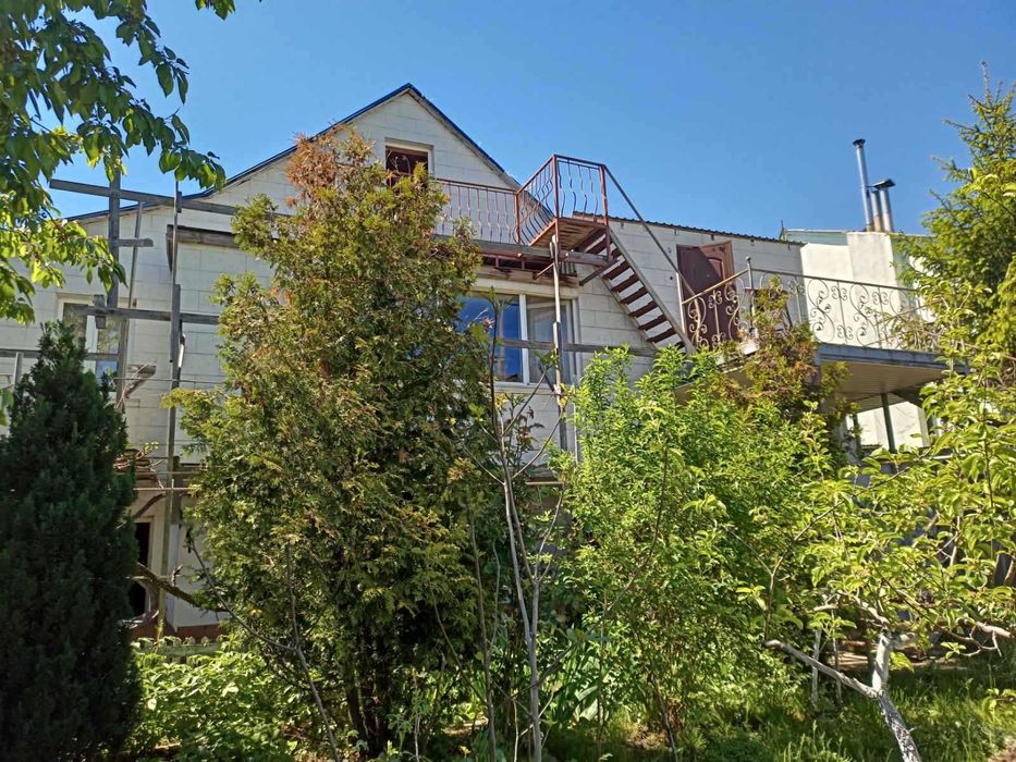 (13) Продам капітальний будинок в Сухому Лимані