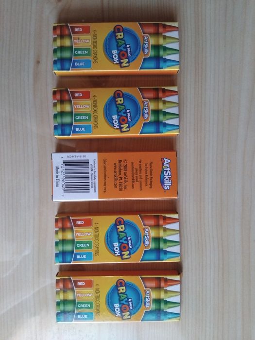 Воскові олівці дитячі