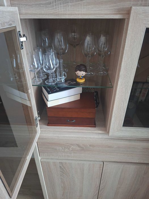 Witryna Norton z szufladą