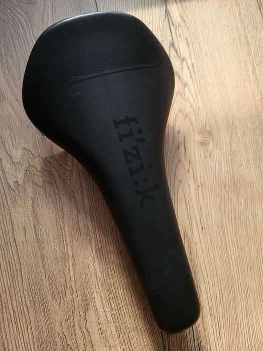 Siodełko Fizik  TAIGA REGULAR
