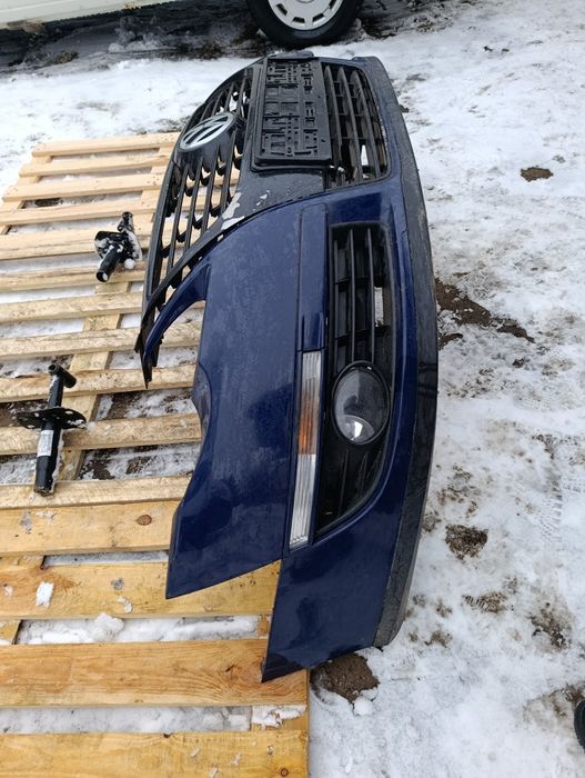 Бампер Пасат Б6 VW Passat B6
