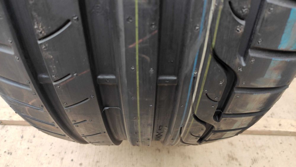 Шина 255/35R19. Dunlop 2024р, нова. Німеччина
