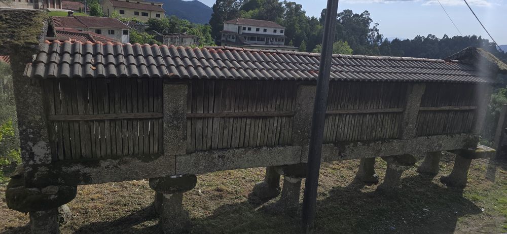 Espigueiro em Pedra na zona do Gerês