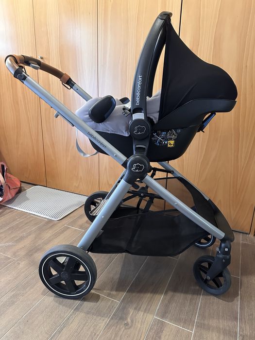 Carrinho de bebe.