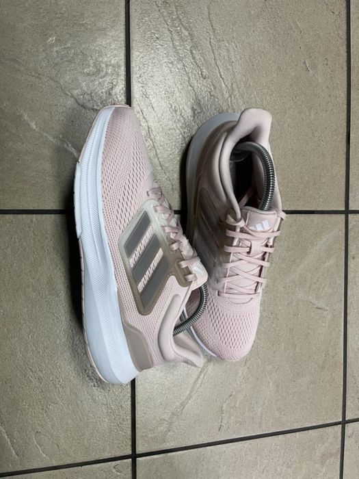 Кросівки Adidas Ultrabounce 41 р.