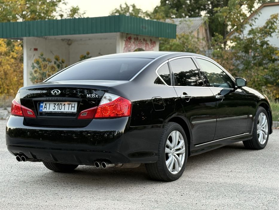 Infiniti M35 2008