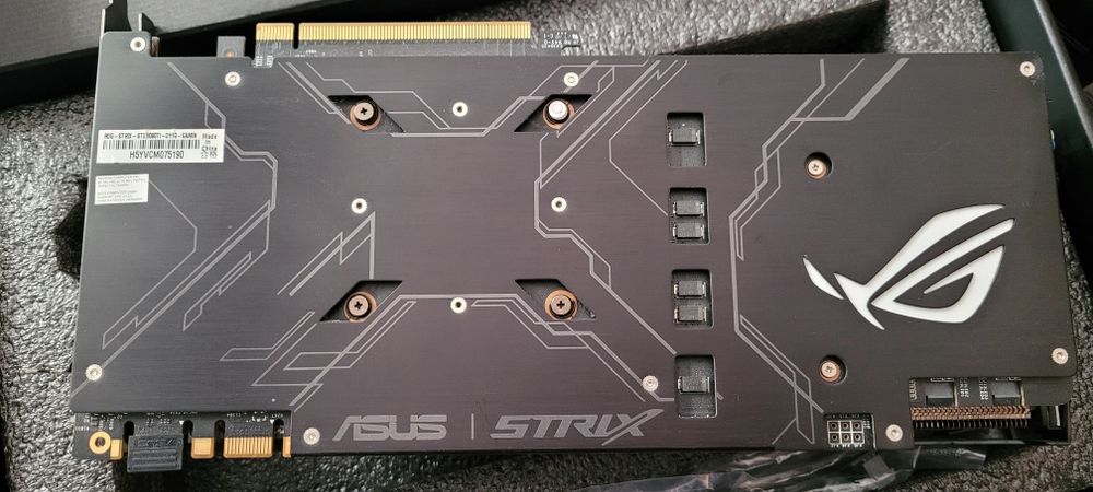 Asus ROG Strix GeForce GTX 1080 Ti 11GB OC Edition