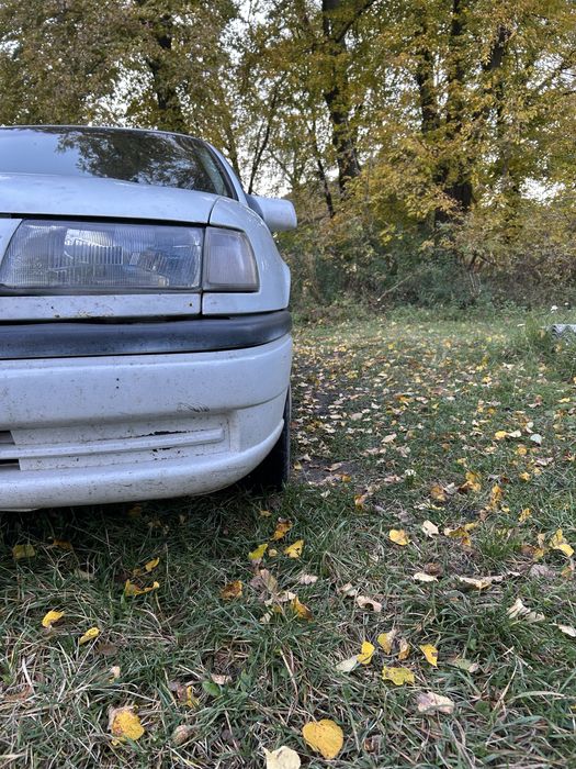 Розбираю вектру а 1.8 Vectra a