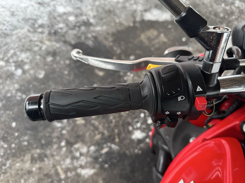 Сузуки Гладиус Suzuki Gladius 400 ABS