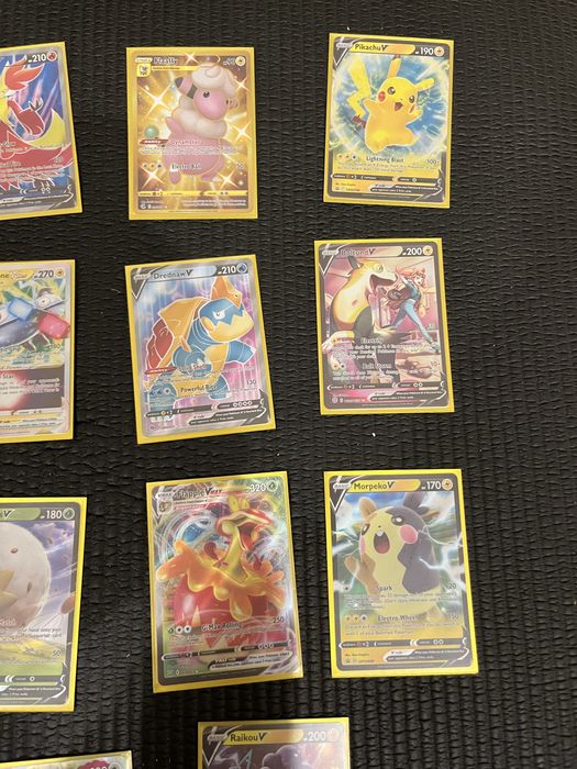 Karty pokemon sprzedaż