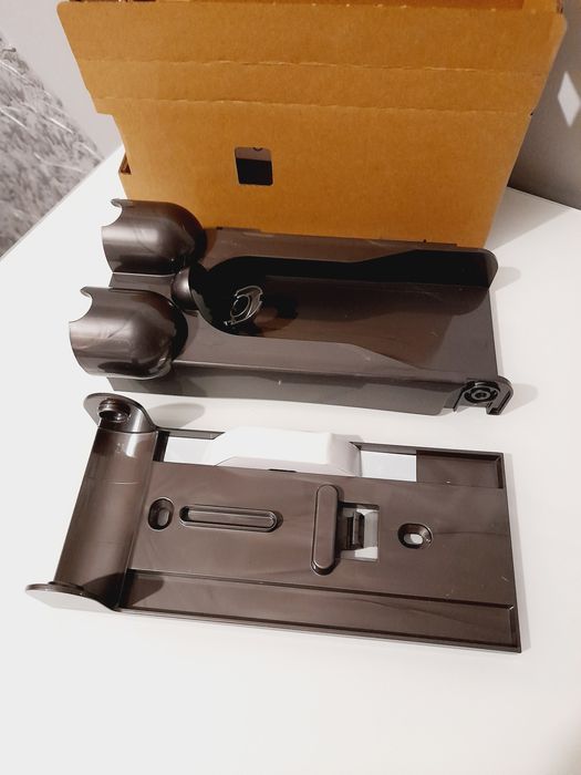 Dyson wieszak ścienny stacja dokująca do montażu Oryginalny nowy