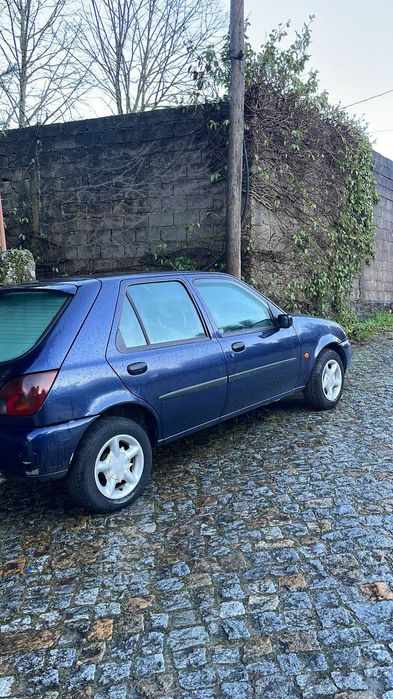 Ford Fiesta IV - Vendo Peças / Compostura