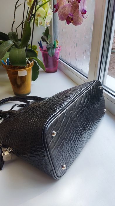 Сумка шкіряна , Італія