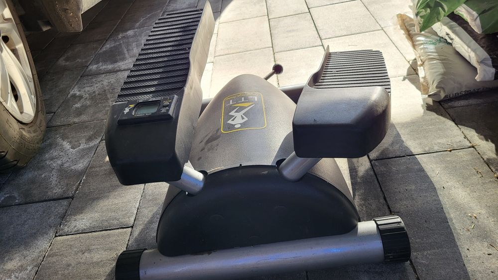 LTT Lateral Thigh Trainer +licznik - stepper, fitness