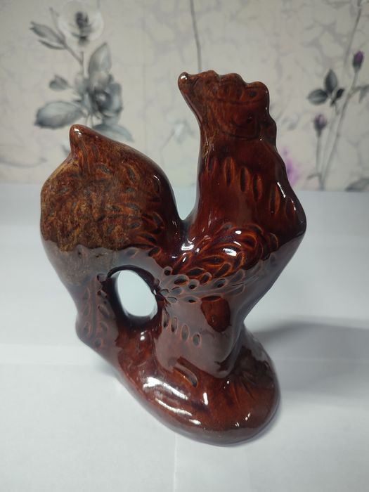 Статуэтка петушок майолика