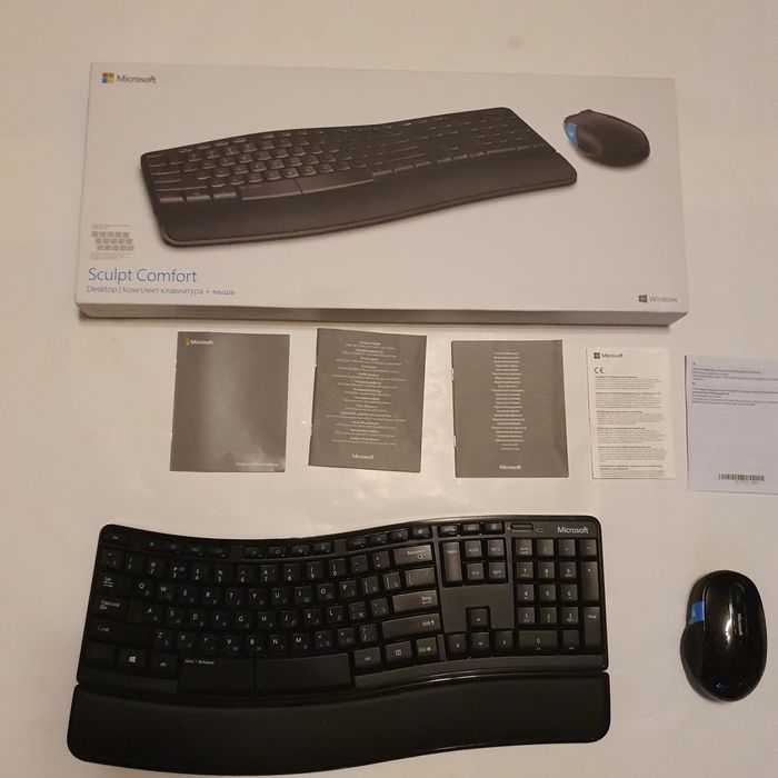 Комплект беспроводной клавиатуры и мышь Microsoft Sculpt Comfort