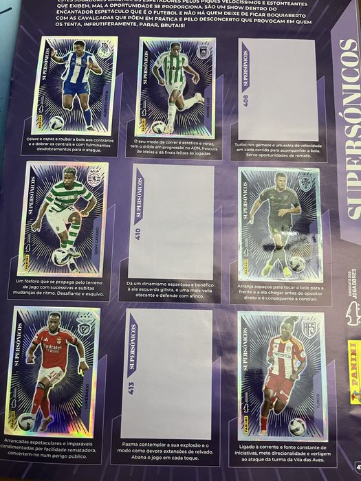 Caderneta Panini Futebol 2025/26 com 195 Cromos Colados (40%)
