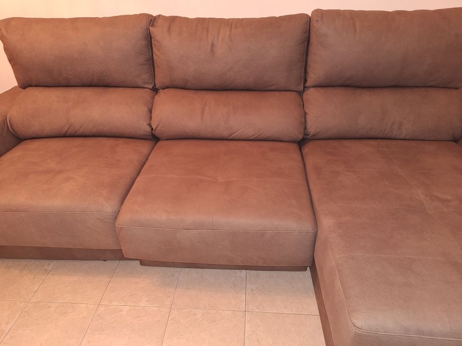 Sofá chaise longue com cama