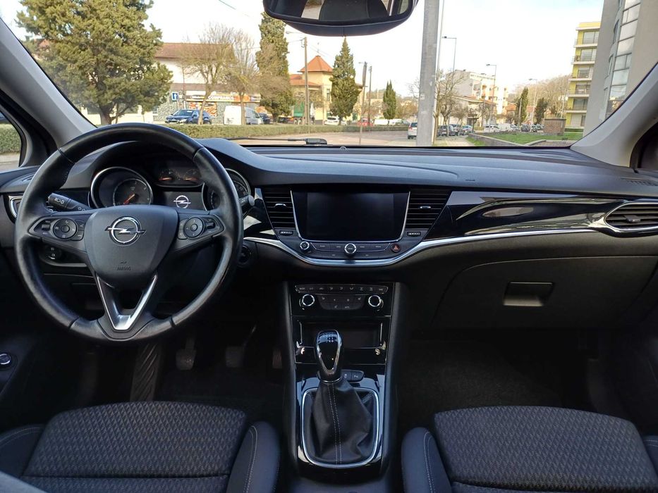 Opel Astra  Sports tourer 1.6 cdti 183 mil km