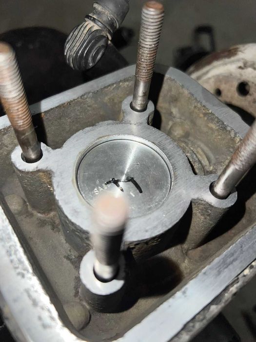 Fundador K615 - XT 50 c/Motor Casal de 6 Vel.