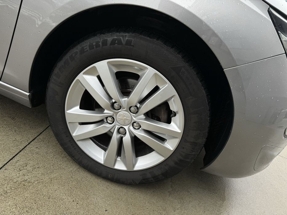 Peugeot 308 SW 2015 c/ GPS