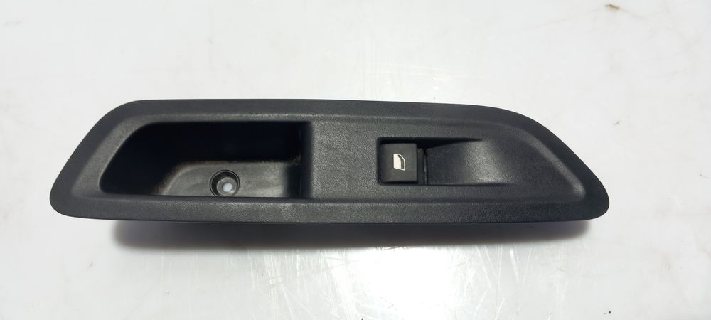 Comando / botão / interruptor vidros frente esquerdo CITROËN C4 III