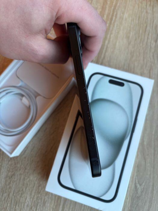 IPhone 15 zadbany