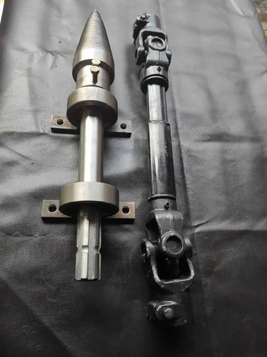 Тракторний дровокол із карданом 60 см (конус 90 мм)