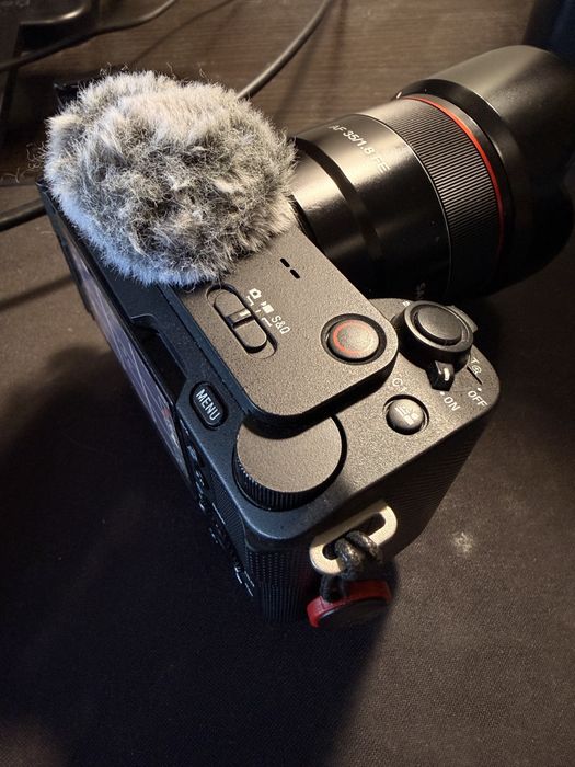 Sony ZV-E1 com caixa e fatura