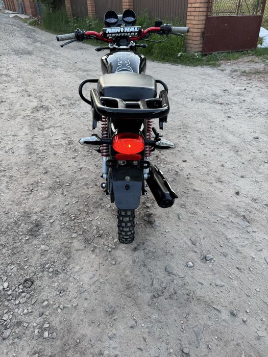 Продам Mustang fit 125
