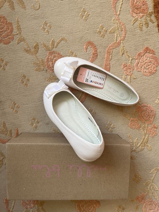 Туфельки дівчачі