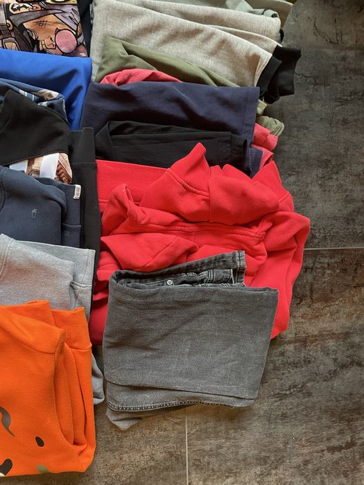 Ubrania młodzieżowe