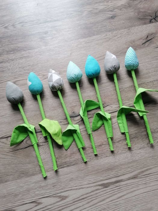 Pluszowe tulipany do wazonu