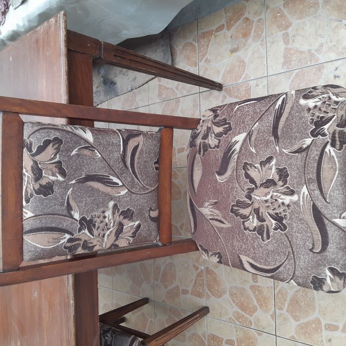 Стенка  в гостиную,спальню,прихожую,шкаф,стол,6 стулья