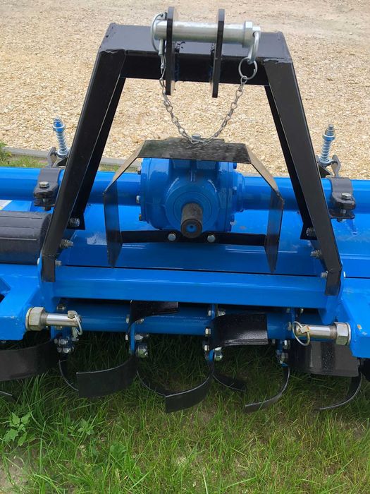 Glebogryzarka zawieszana do traktora do ogrodu do uprawy ziemi nowa