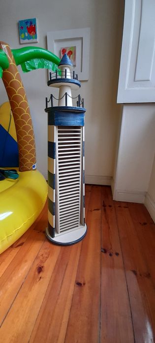 Porta CD's em madeira