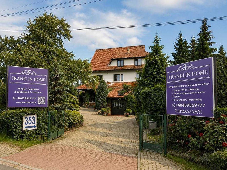 Новое общежитие -VIP Hostel Warszawa Tani Pokoje 2-i 3-osobowe! Хостел