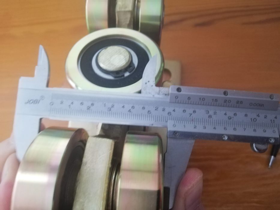 Wózki rolki bramy przesuwnej 80x80