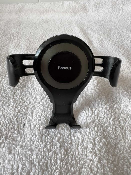 Автотримач для телефону.