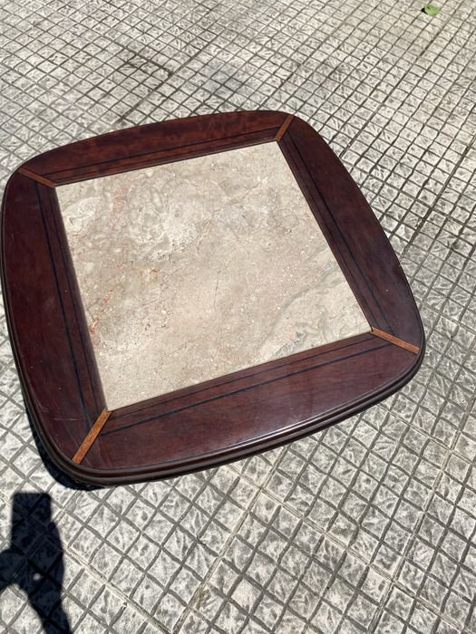 Mesa de apoio pequena